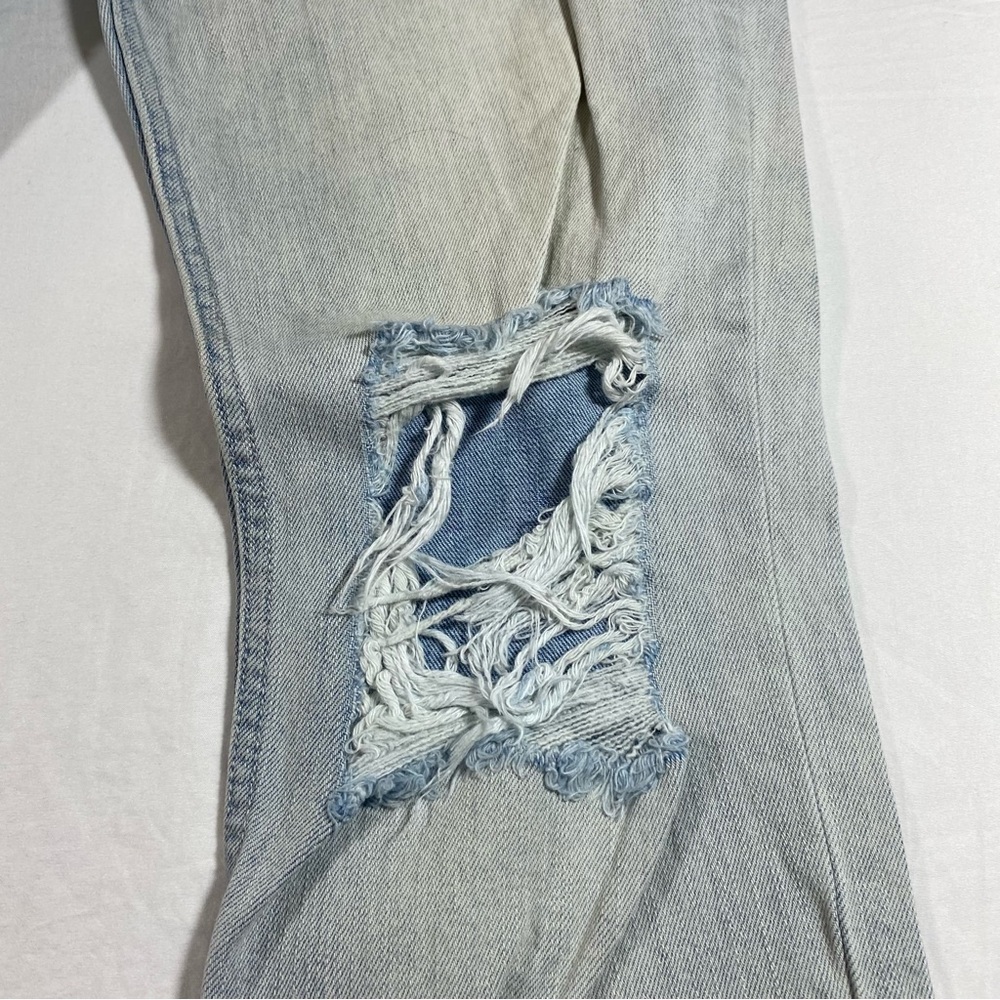 Old Navy Boyfriend Straight Jeans Droit Size 4 Distressed Embroidered Je… - Picture 3 of 9